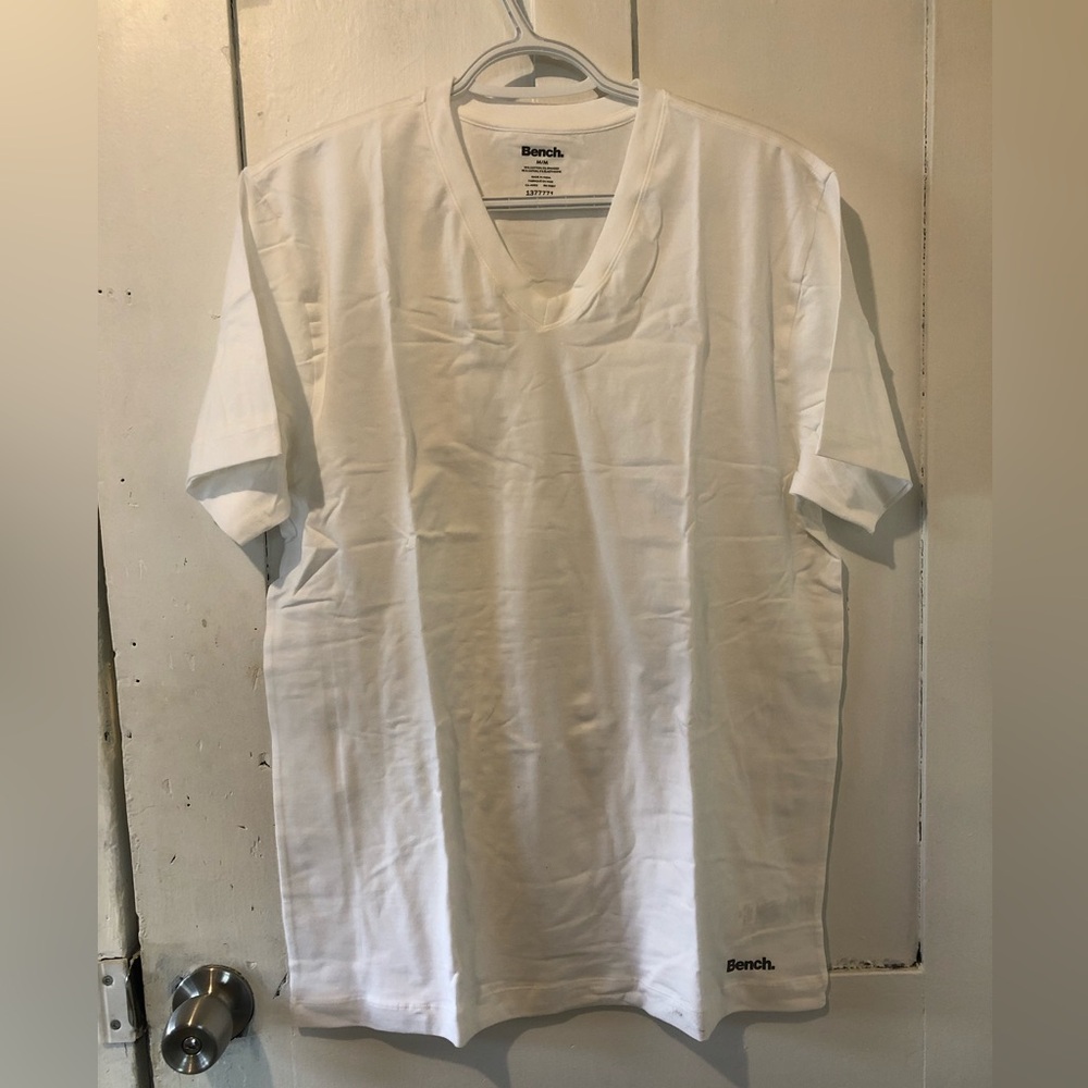 Bench Men’s V Neck Tee x 2